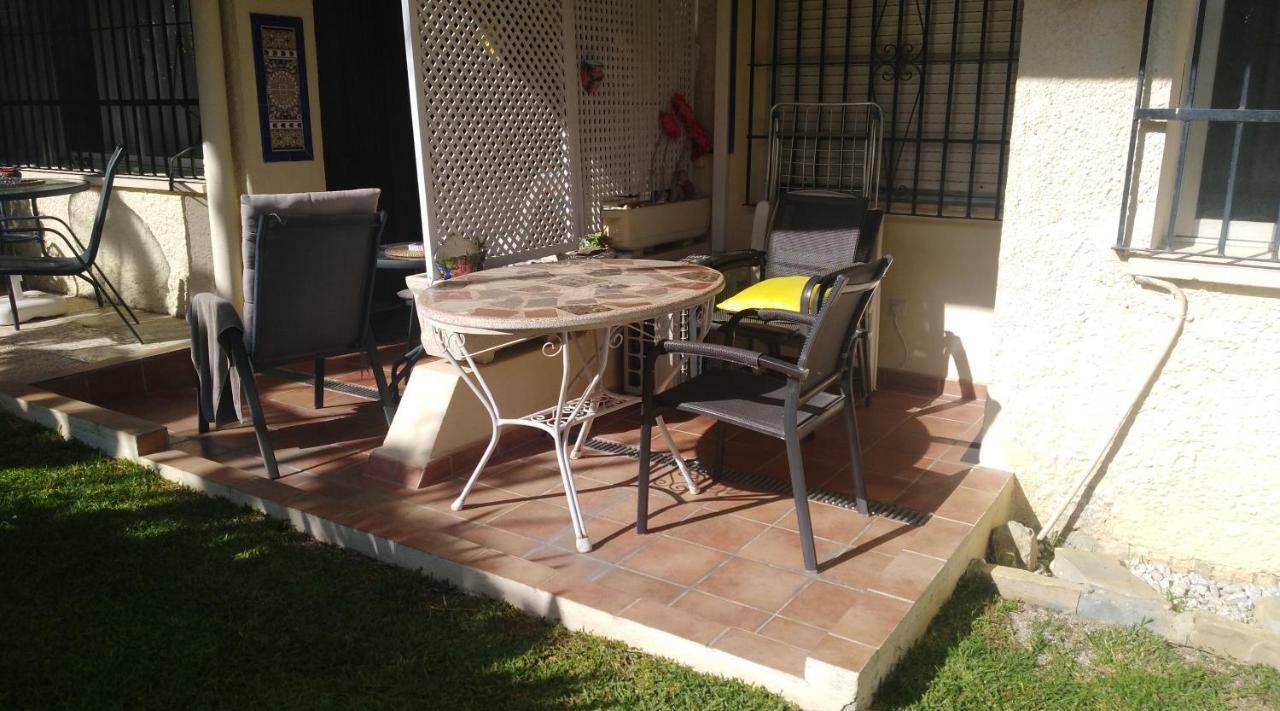 One Bed In Los Horizontes With Direct Access To Stunning Garden And Pool Lejlighed